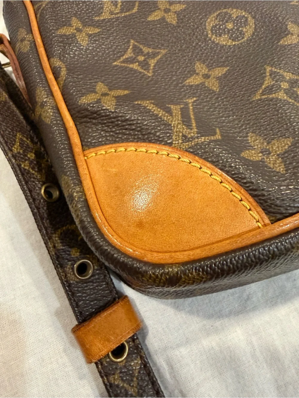 Vintage Louis Vuitton Danube PM Monogram Crossbody Bag France AR0040